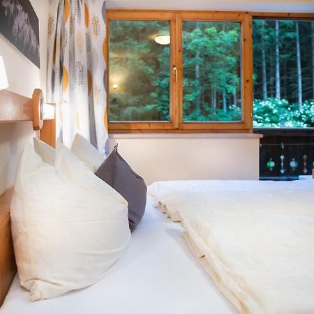 Appartements Hochlega Neukirchen am Grossvenediger Luaran gambar