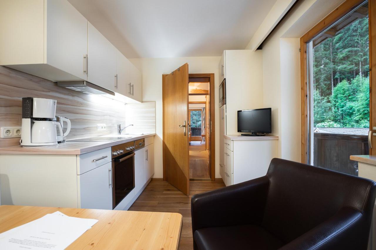 Appartements Hochlega Neukirchen am Grossvenediger Luaran gambar