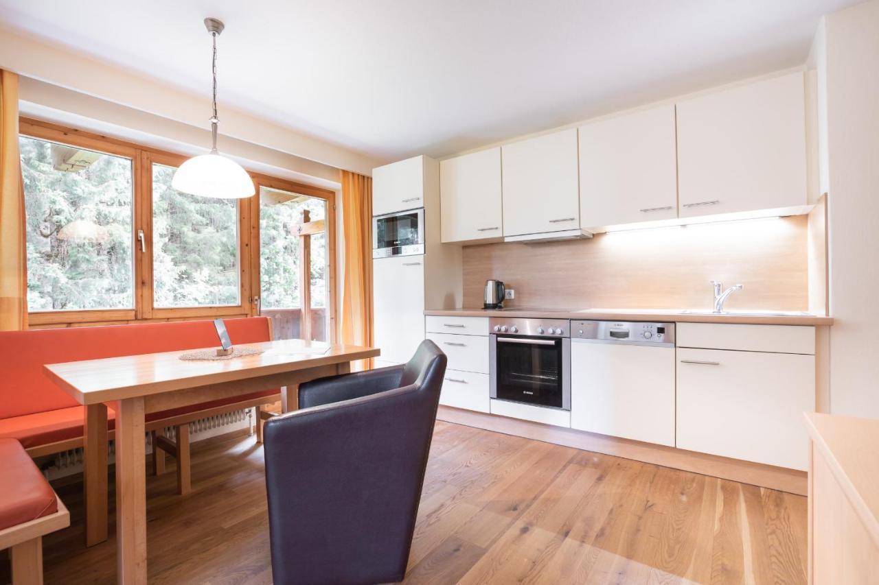 Appartements Hochlega Neukirchen am Grossvenediger Luaran gambar